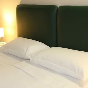 Urban Pop Bed & Breakfast